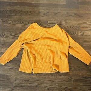 Old Navy Women's Mustard Ribbed Sweater